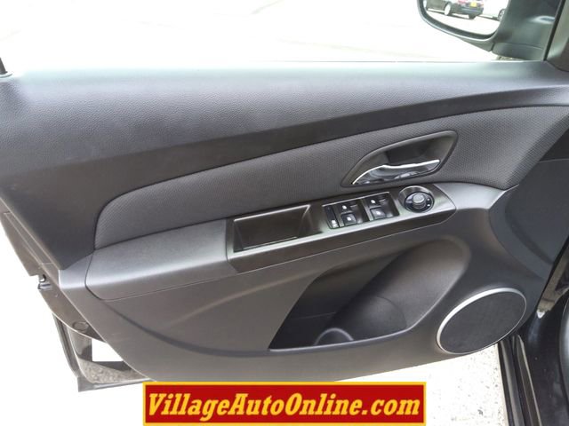 Used 2012 Chevrolet Cruze LT image 19