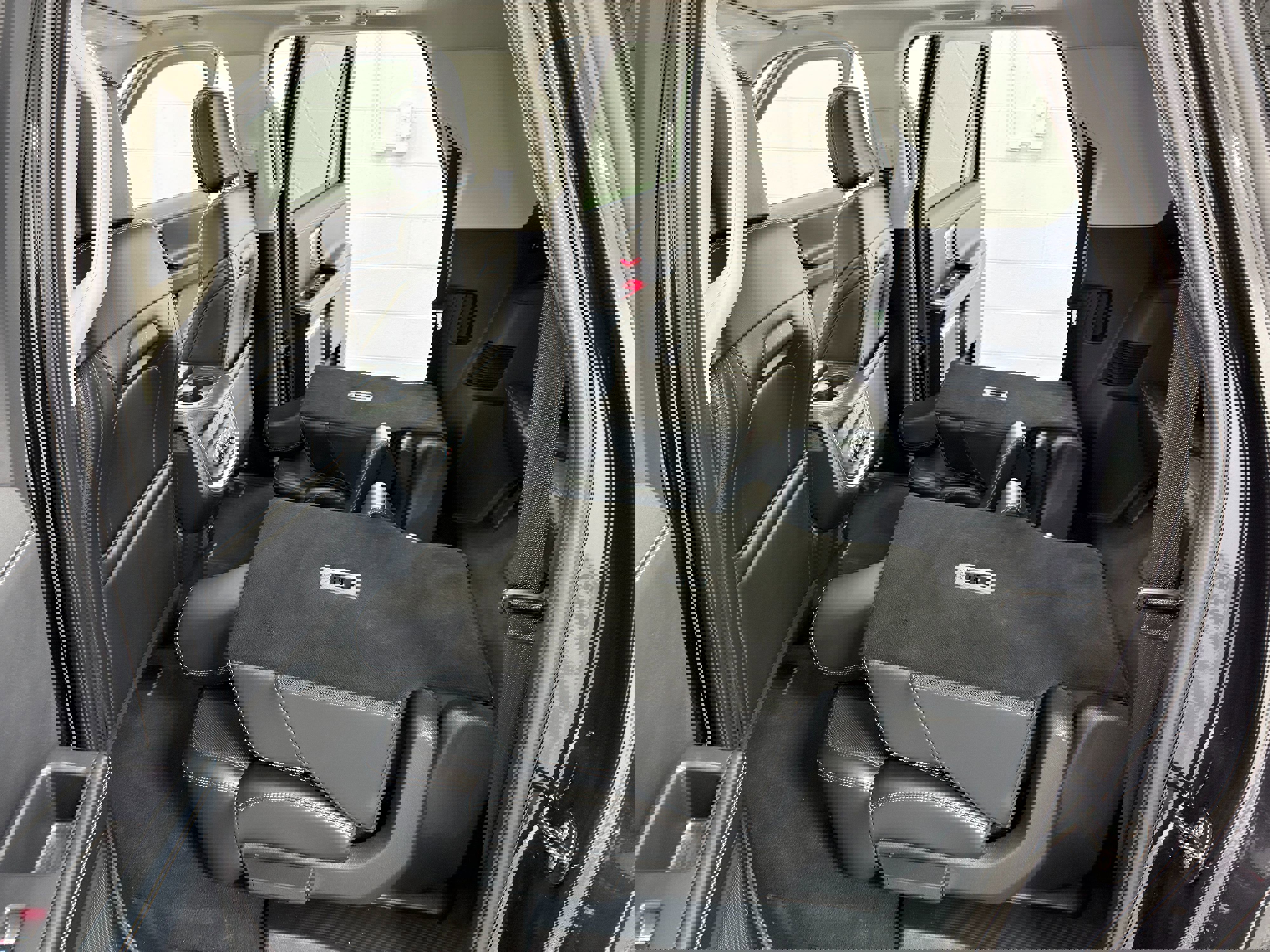 Used 2025 Ford Expedition Max Platinum image 17