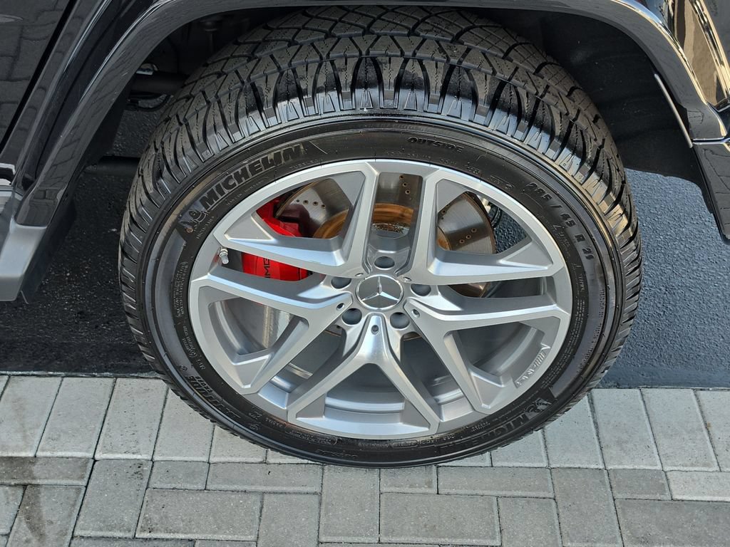 Used 2025 Mercedes-Benz G 63 AMG 4MATIC image 9