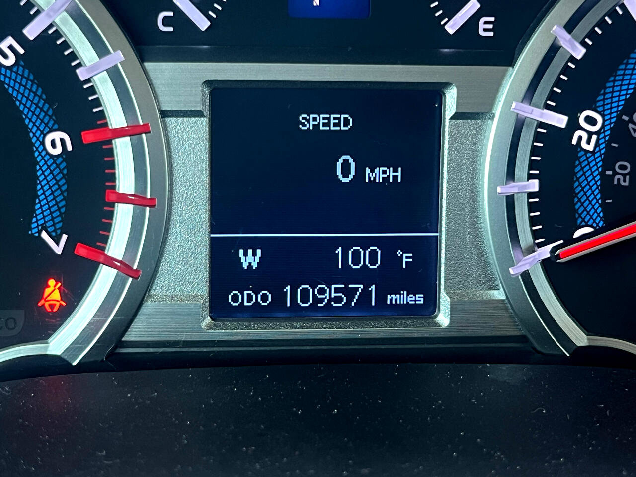 Used 2018 Toyota 4Runner SR5 image 20