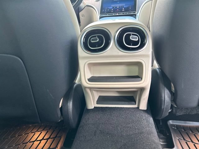 Used 2022 Mercedes-Benz C 300 4MATIC Sedan image 31