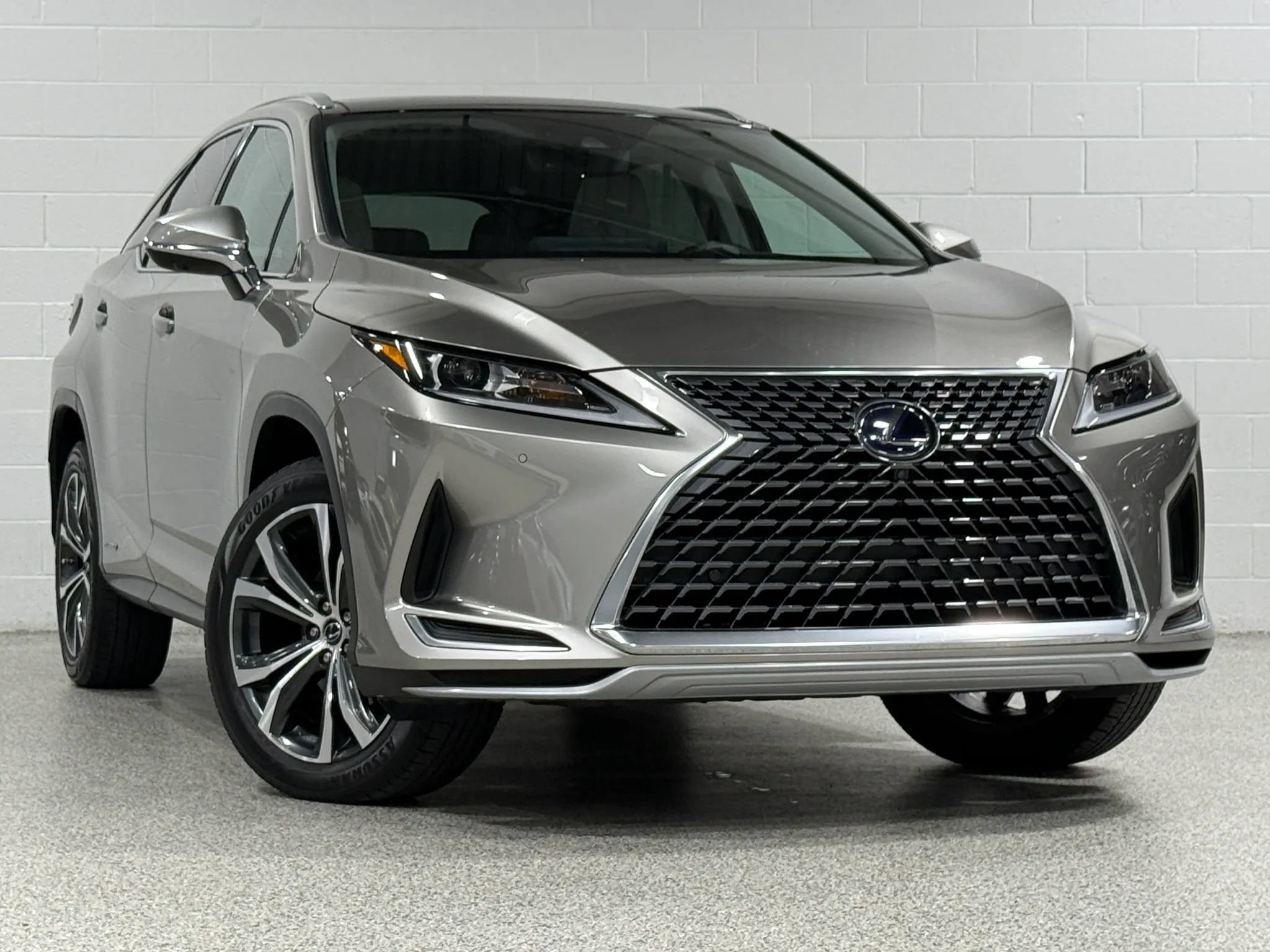 Used 2021 Lexus RX 450h AWD w/ Premium Package image 4