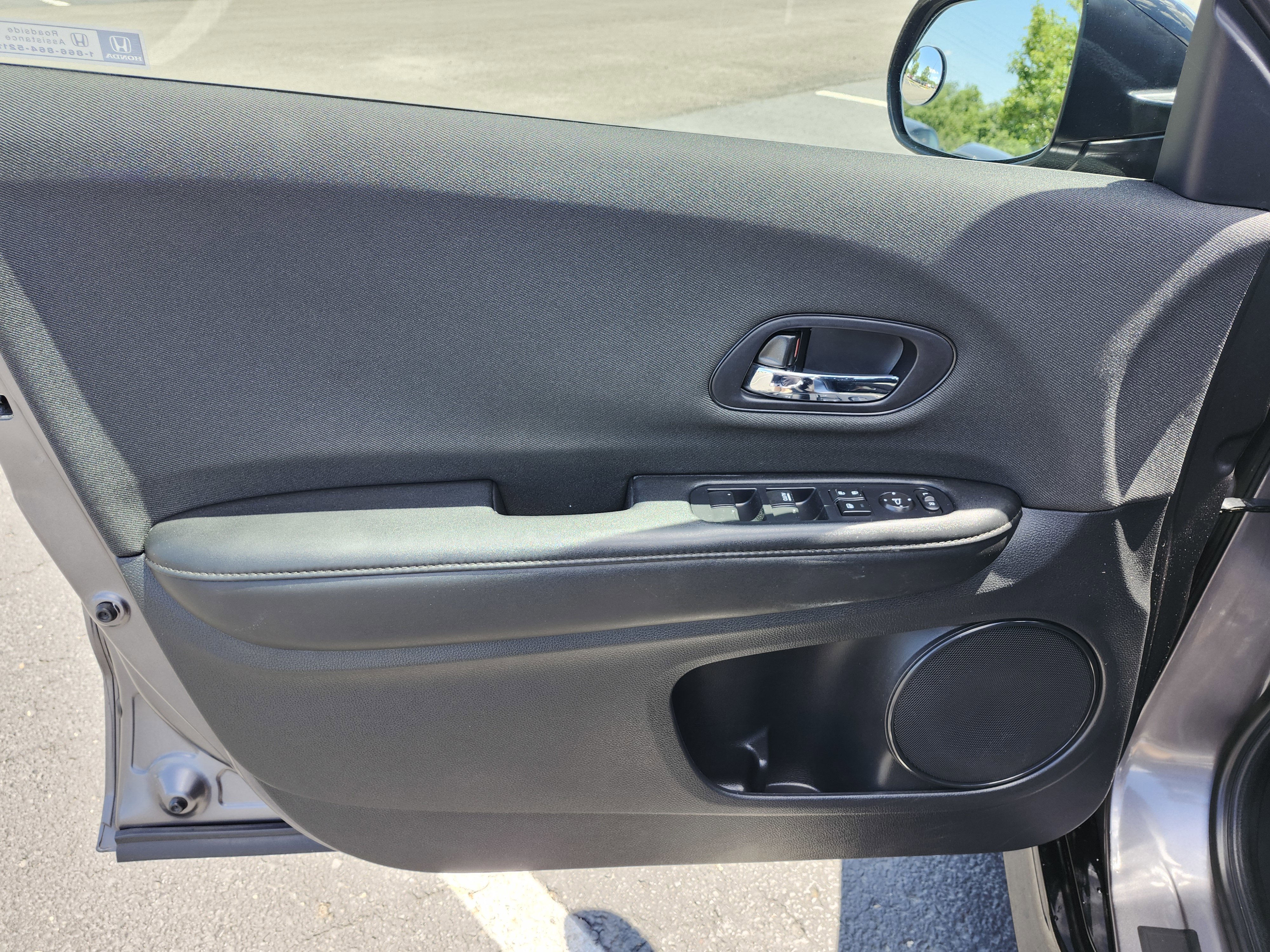Used 2022 Honda HR-V Sport image 24