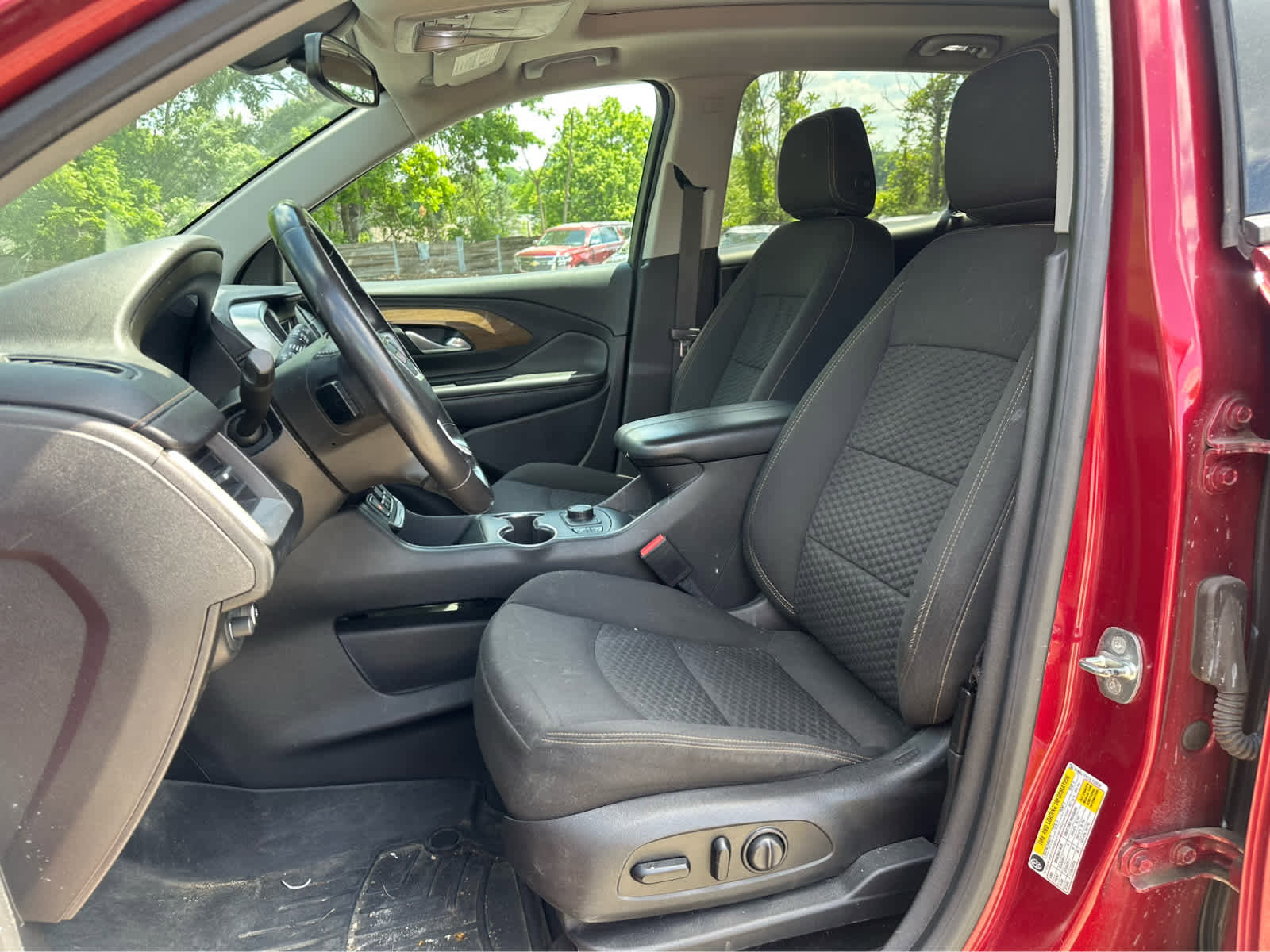 Used 2018 GMC Terrain SLE w/ Driver Convenience Package AWD/4WD image 10