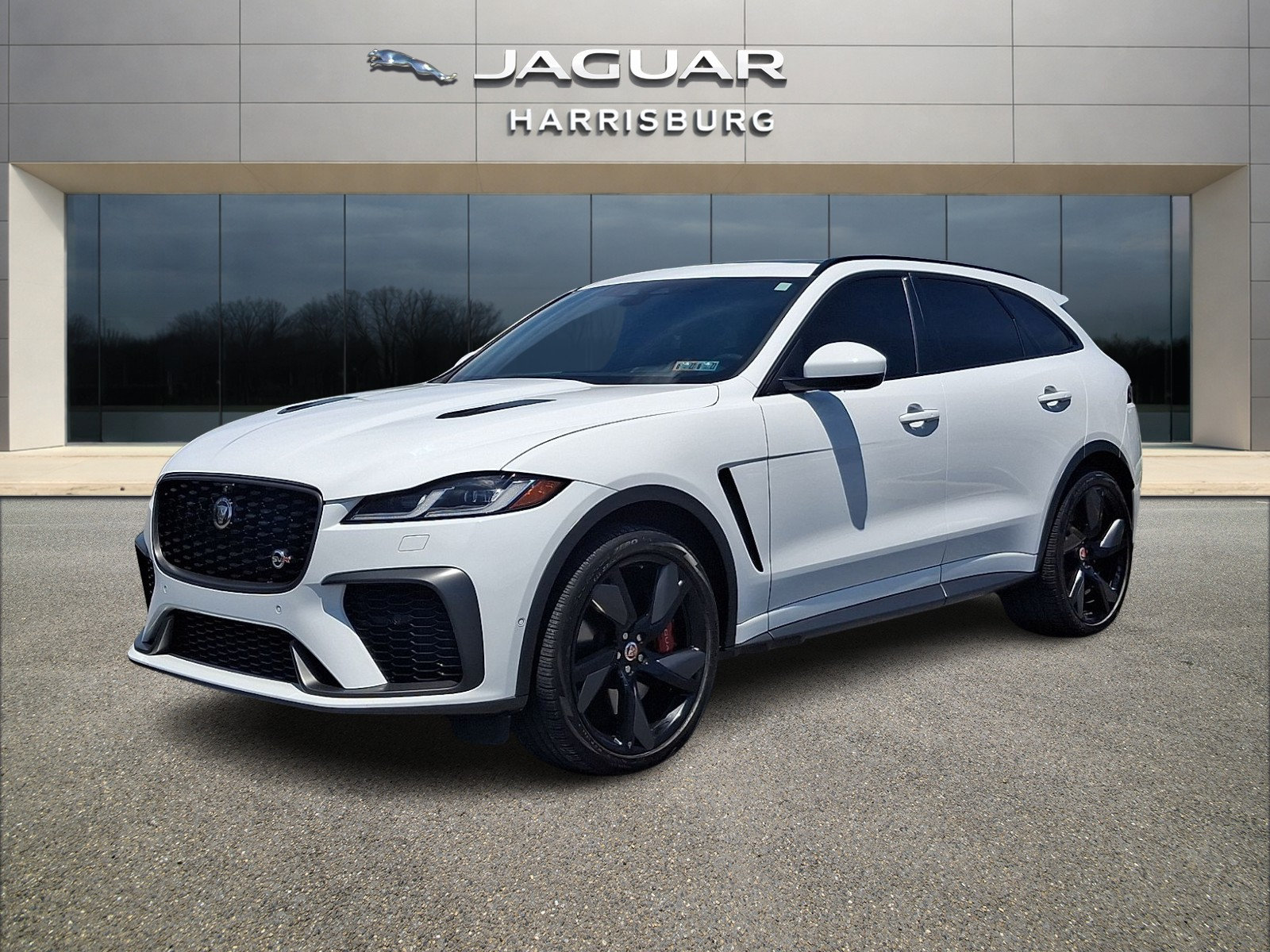 Used 2021 Jaguar F-PACE SVR AWD/4WD image 1
