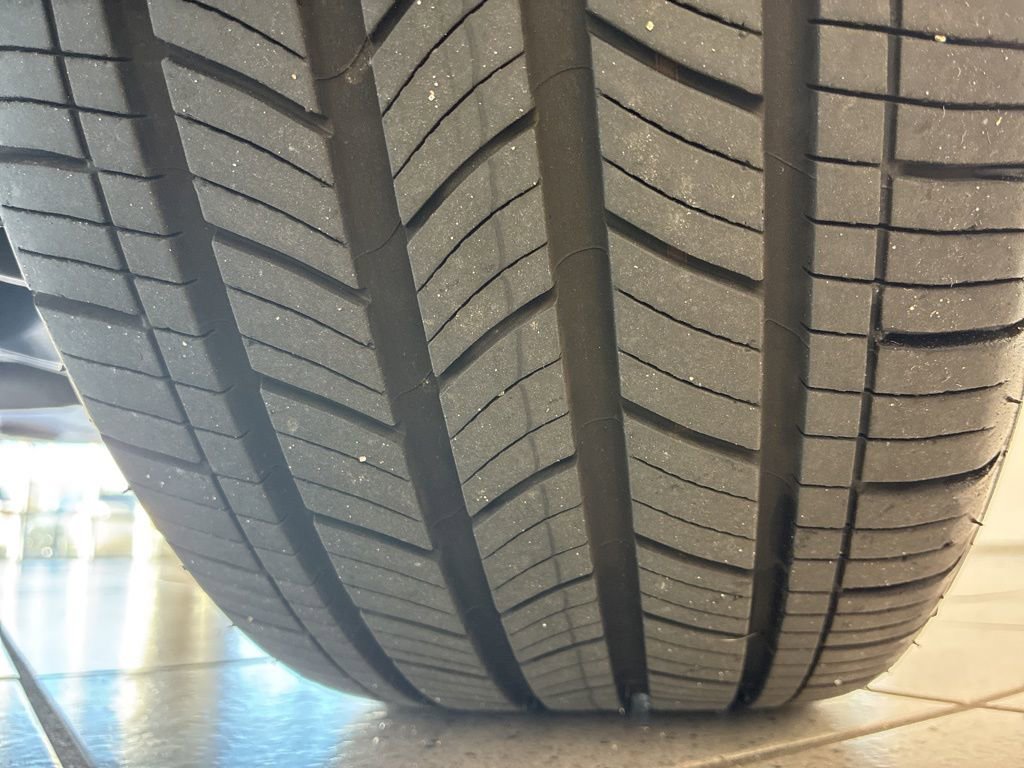 Certified 2024 Lexus ES 350 w/ Premium Package image 16