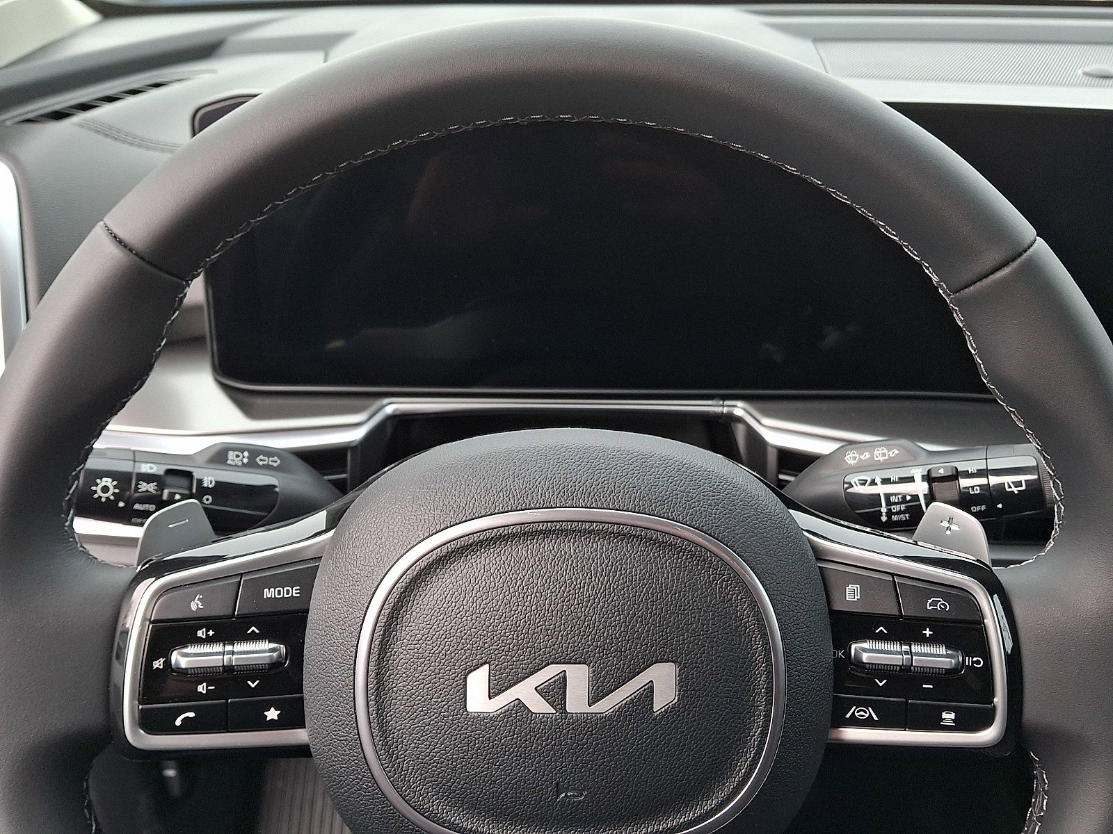 New 2025 Kia Sorento EX w/ EX Panoramic Sunroof Package image 9
