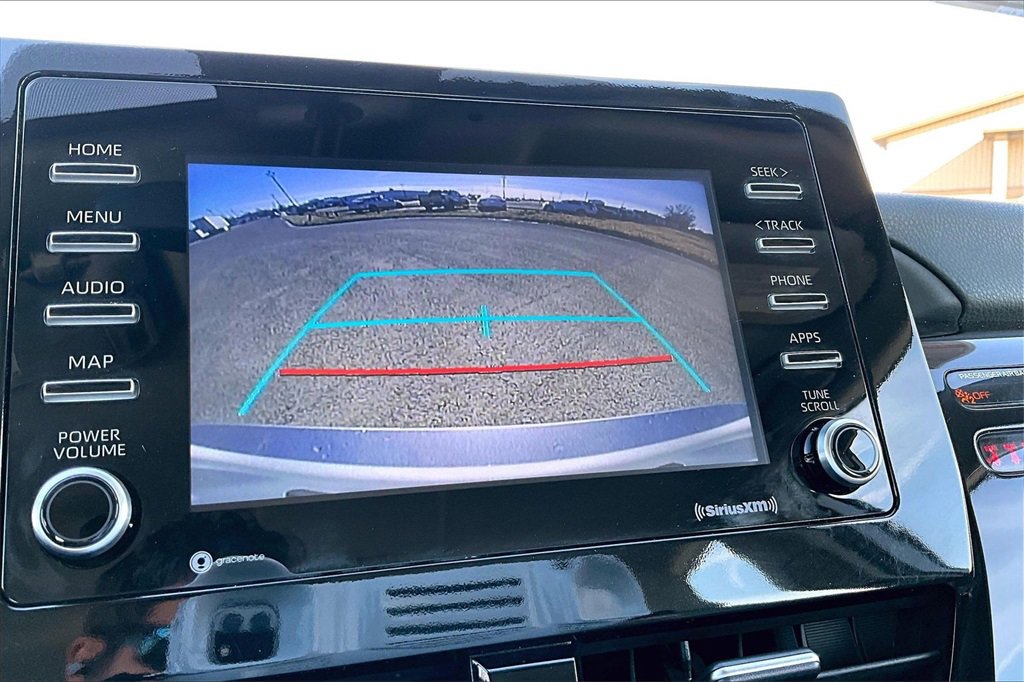 Used 2024 Toyota Camry SE image 19