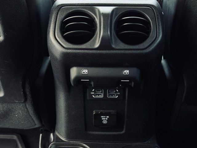Used 2024 Jeep Gladiator Rubicon image 21