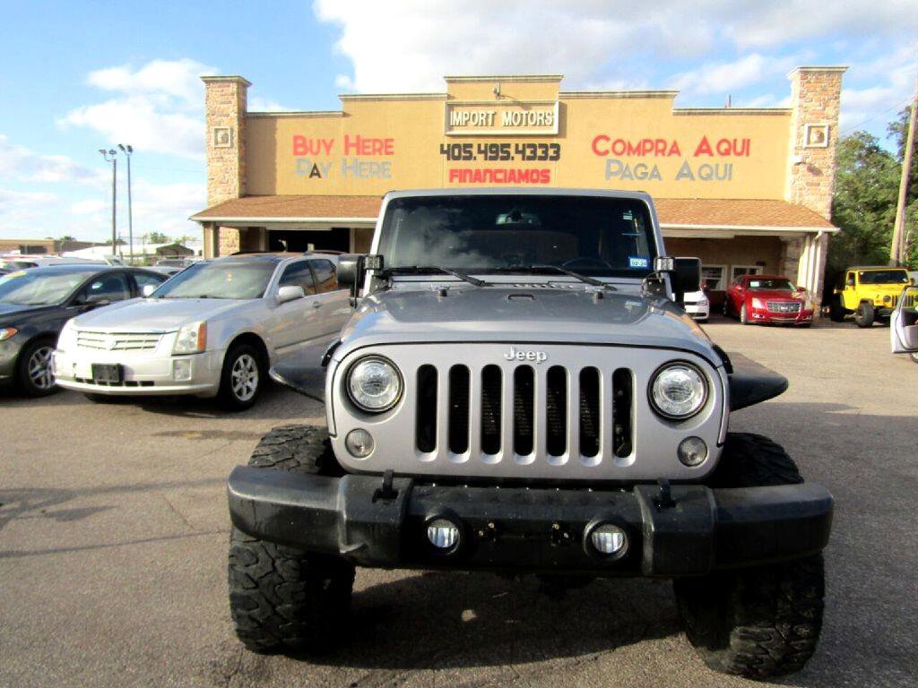 Used 2017 Jeep Wrangler Unlimited Rubicon w/ Connectivity Group image 2