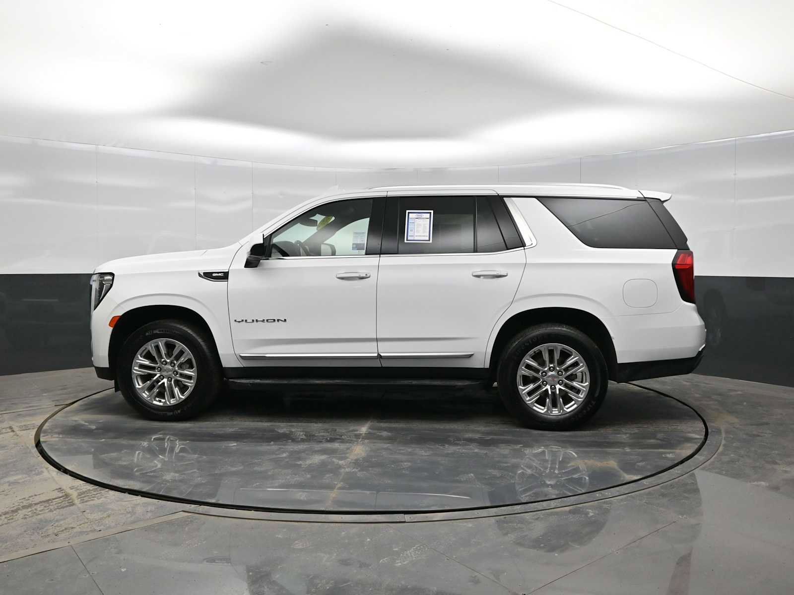 Used 2024 GMC Yukon SLT image 5