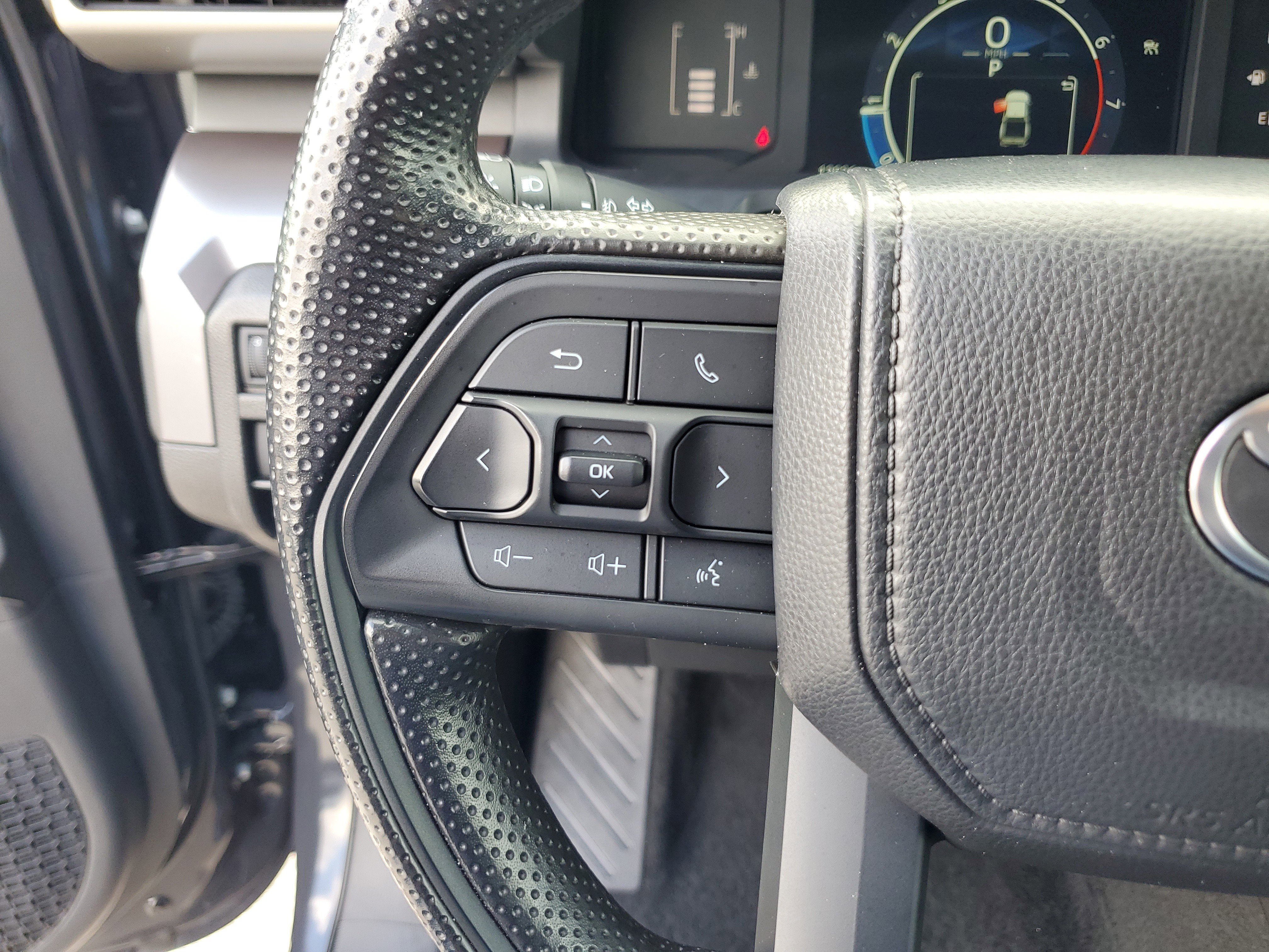 Used 2025 Toyota Tacoma SR5 RWD image 24