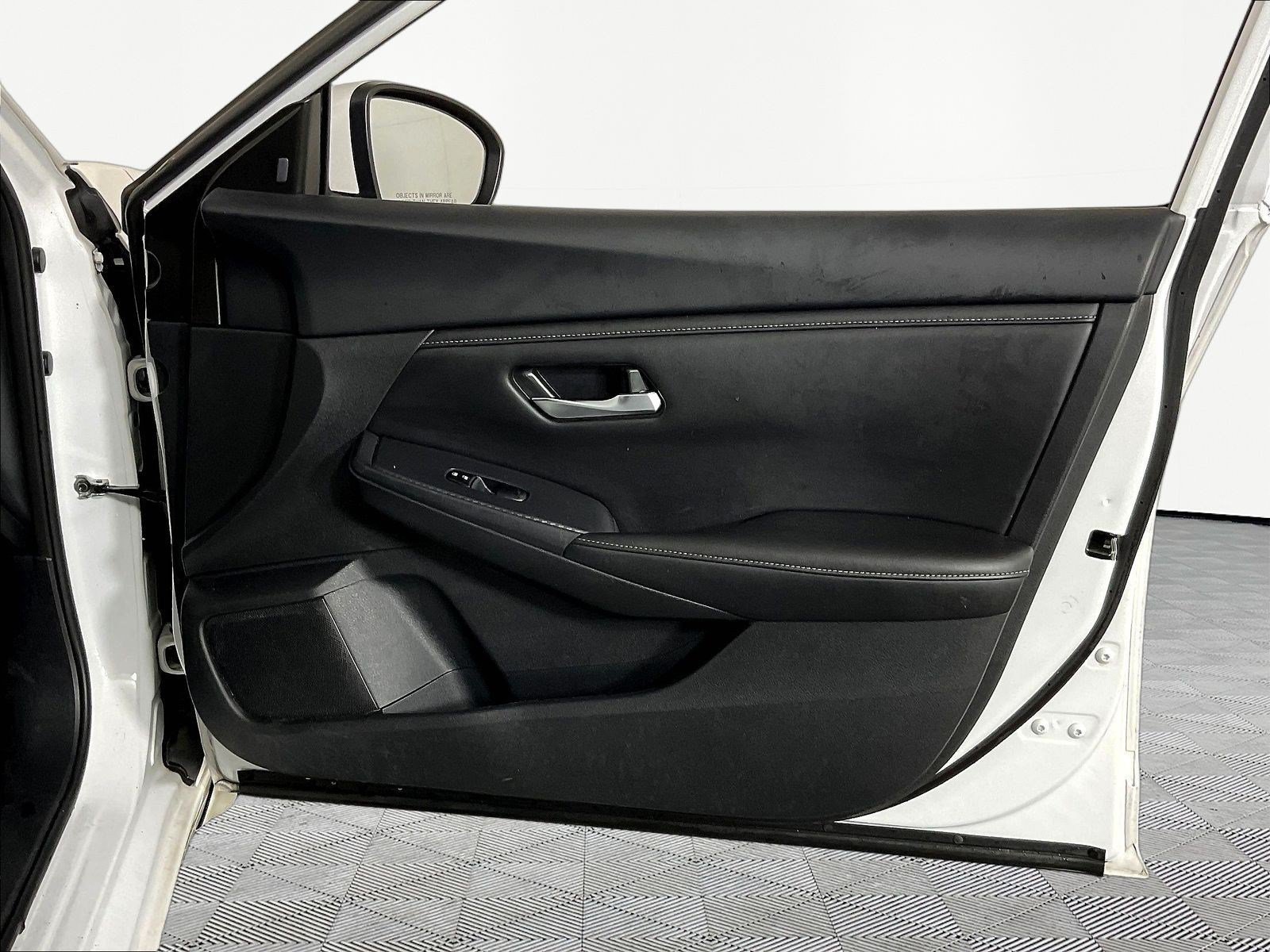 Used 2023 Nissan Sentra SV w/ All-Weather Package FWD image 27