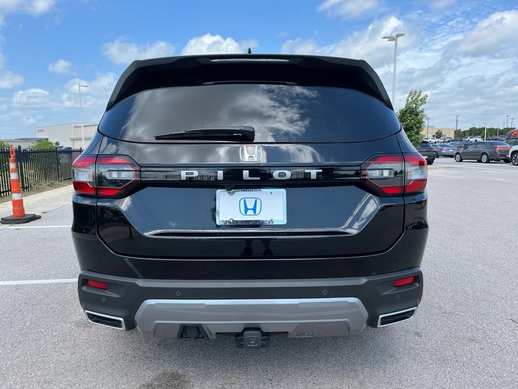 Certified 2026 Honda Pilot EX-L image 5