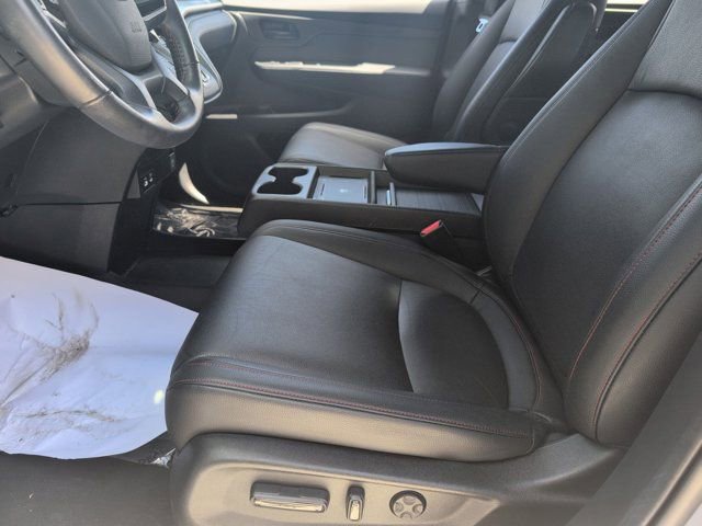 Used 2025 Honda Odyssey Sport-L image 24