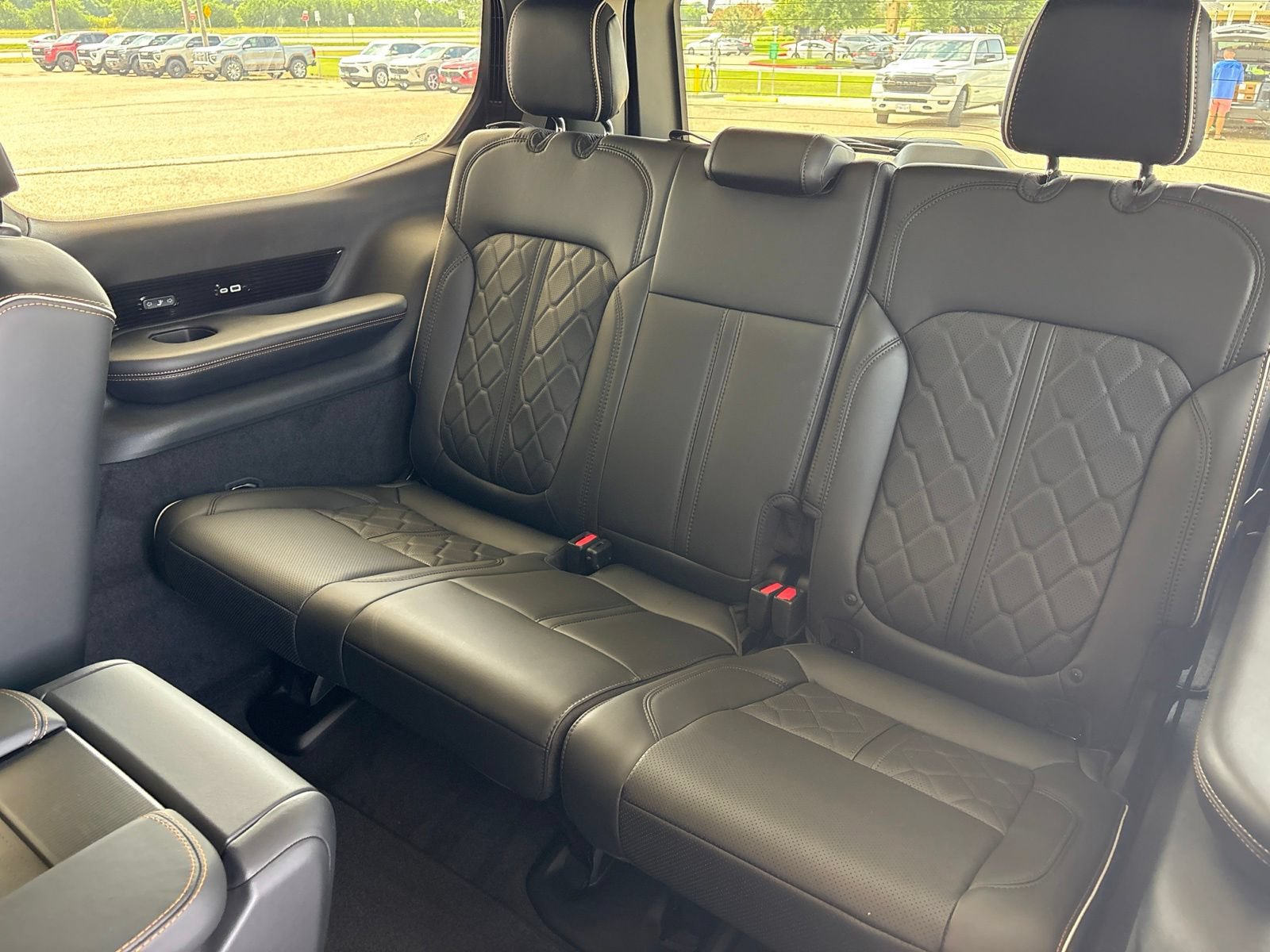 New 2026 Jeep Grand Wagoneer Summit AWD/4WD image 20