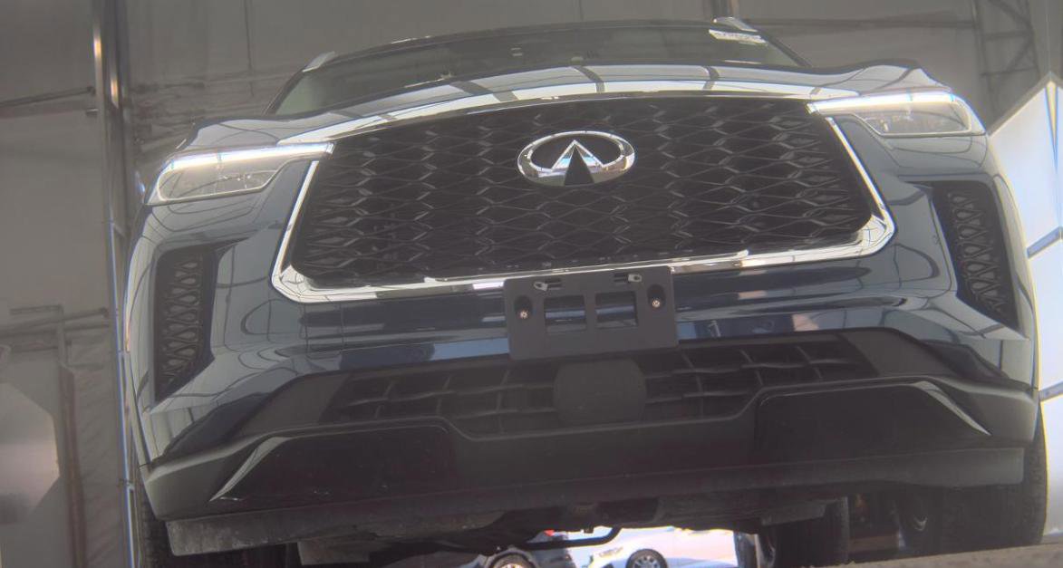 Used 2023 INFINITI QX60 Luxe w/ Cargo Package image 3