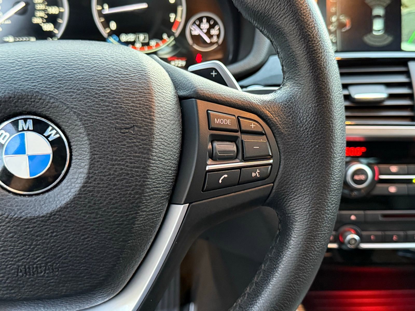 Used 2018 BMW X4 xDrive28i image 25