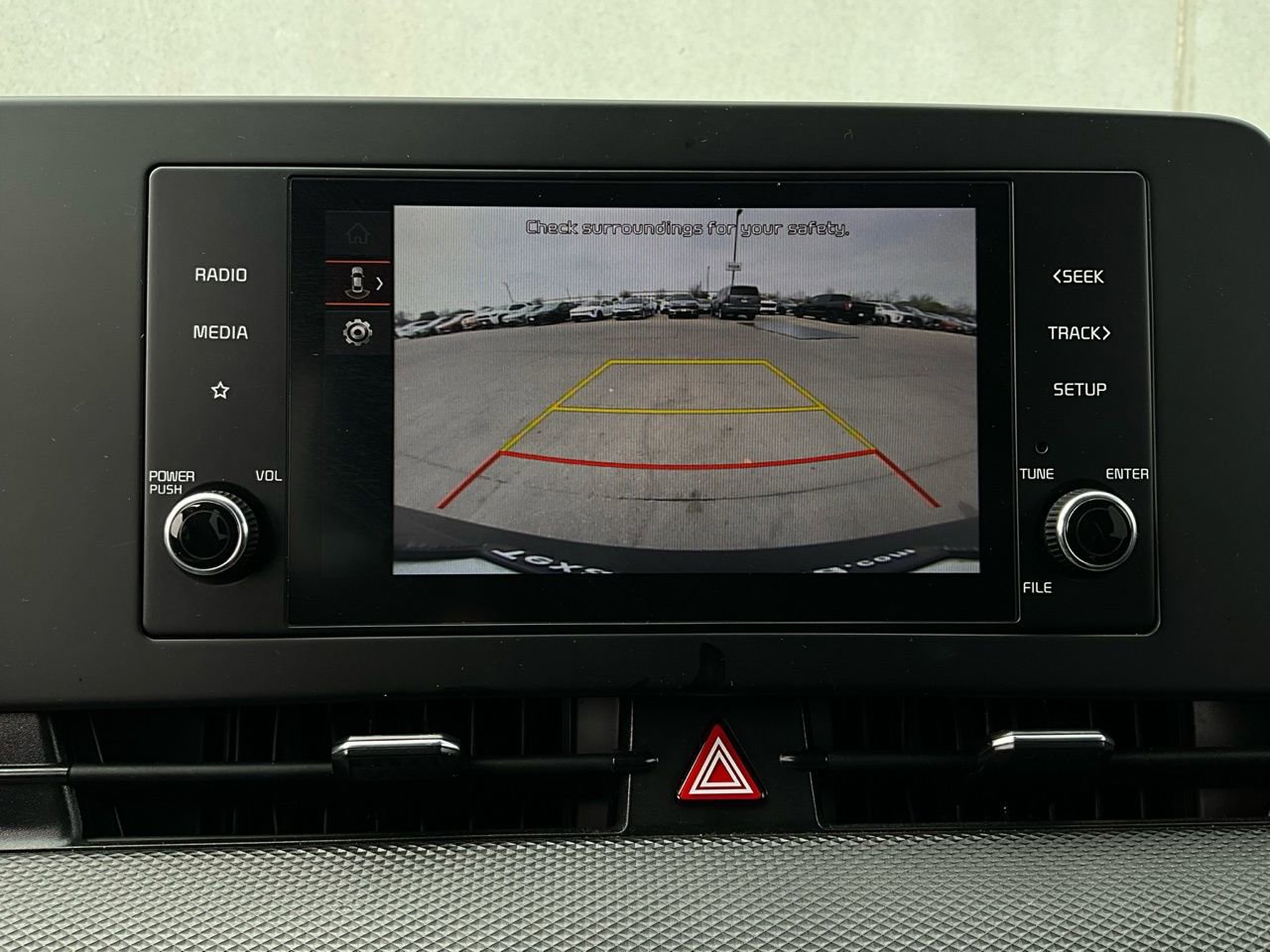 Used 2025 Kia Sportage LX image 29