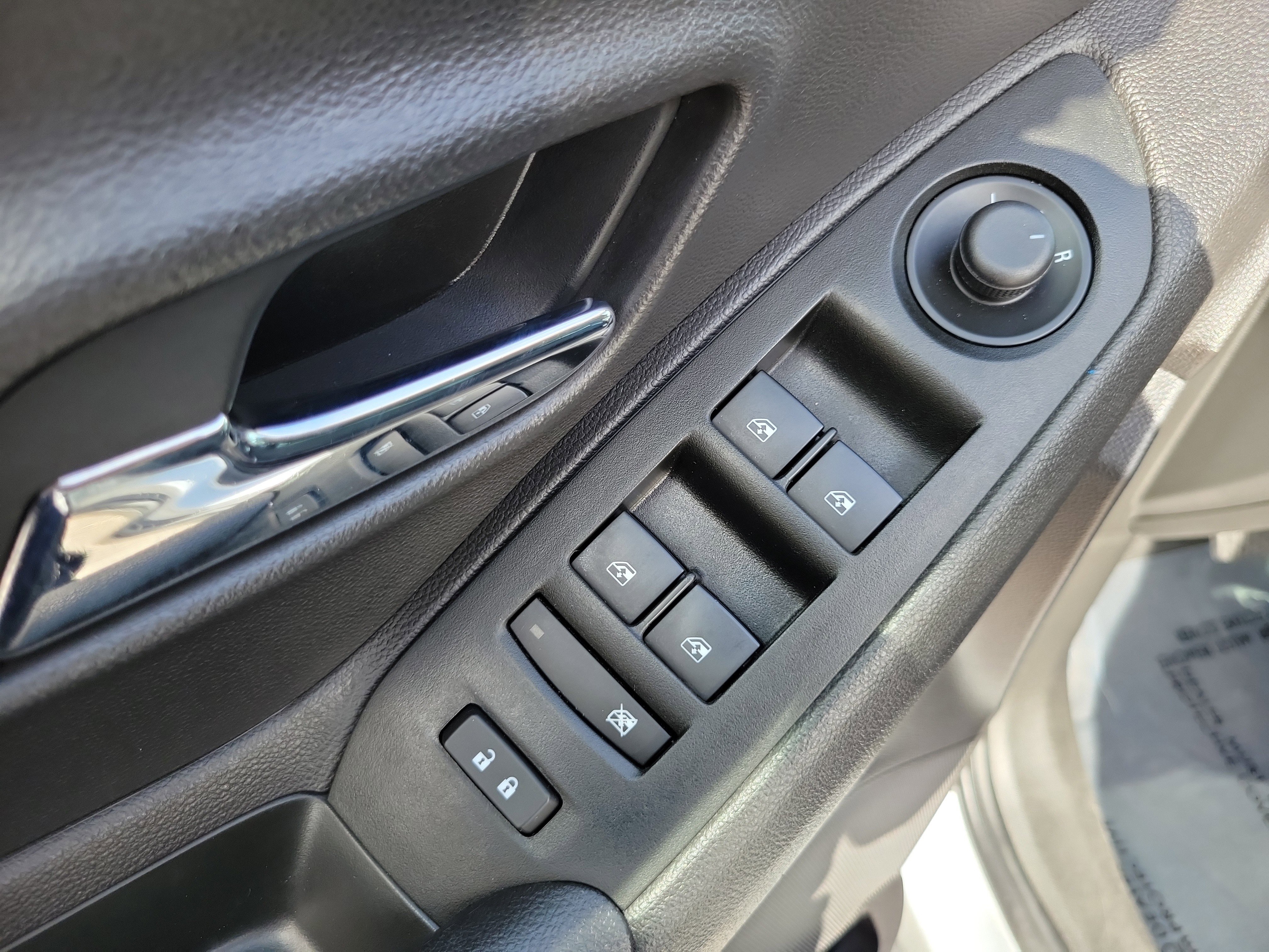 Used 2020 Chevrolet Trax LS FWD image 22