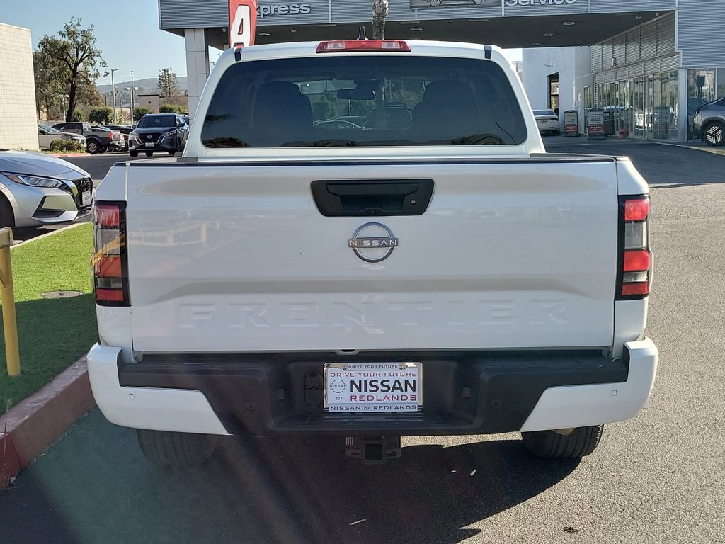 Certified 2025 Nissan Frontier SV w/ Tow Package image 30