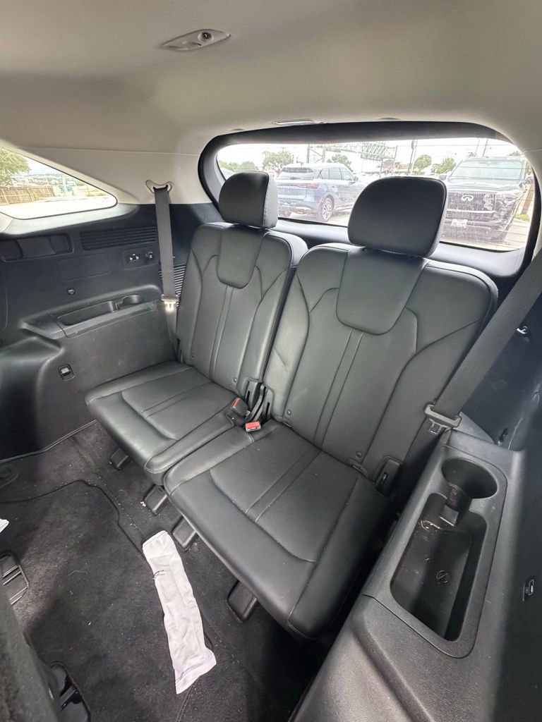 Used 2023 Kia Sorento SX AWD/4WD image 11