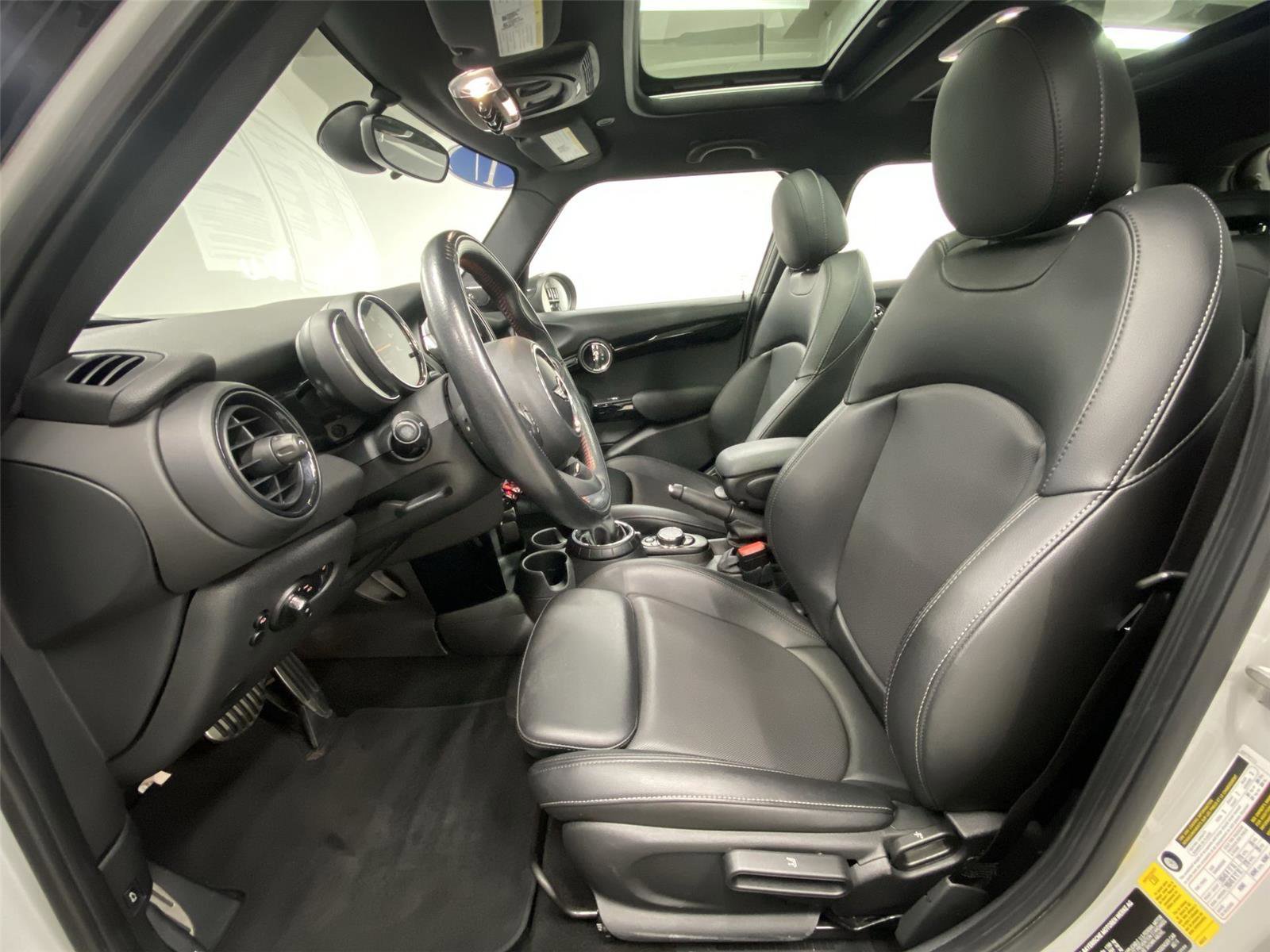 Used 2017 MINI Cooper S image 17