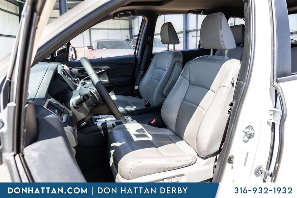Used 2023 Honda Passport EX-L image 18