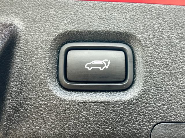 Used 2023 Hyundai Santa Fe SEL image 33