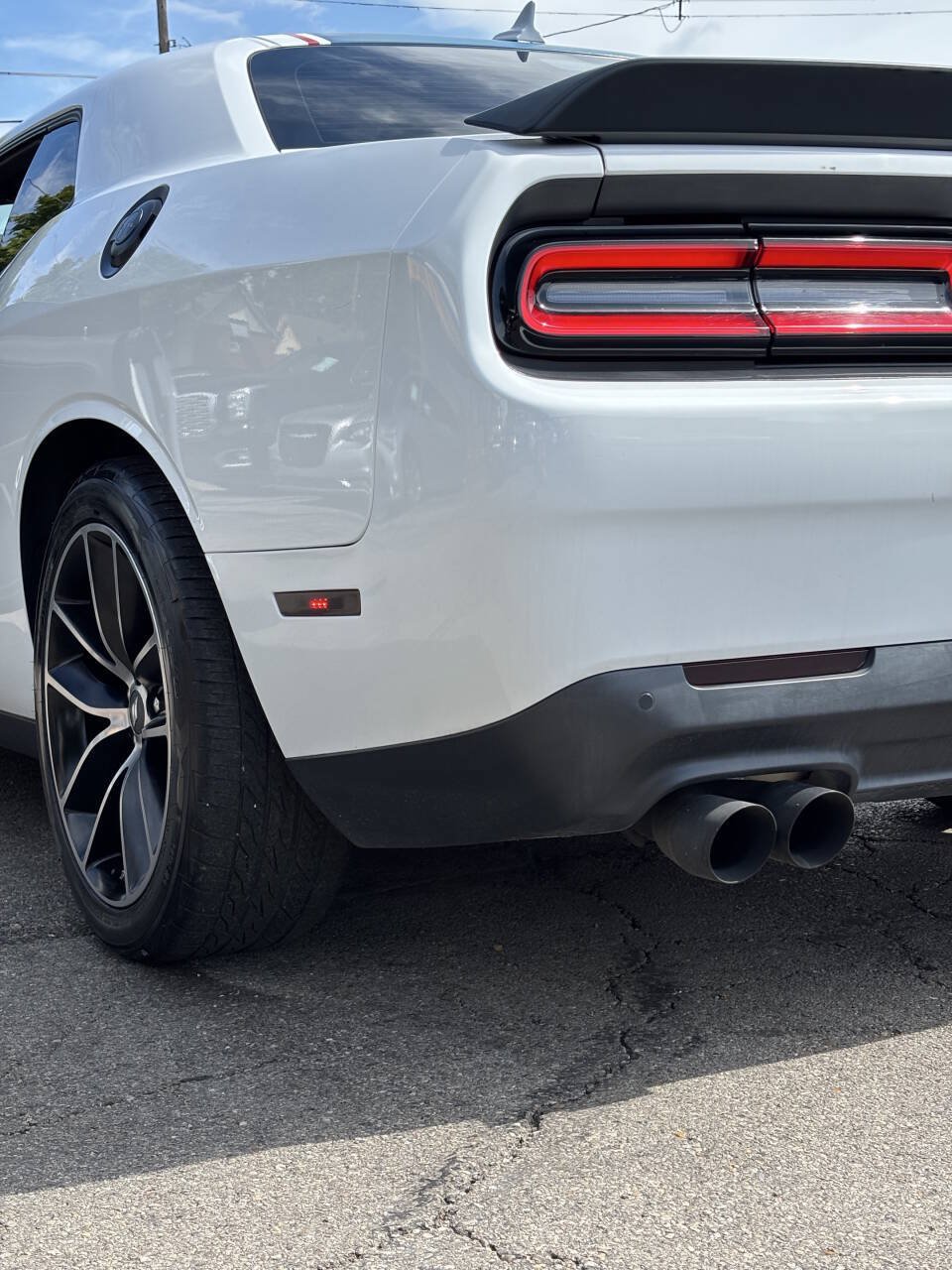Used 2016 Dodge Challenger R/T Scat Pack RWD image 28