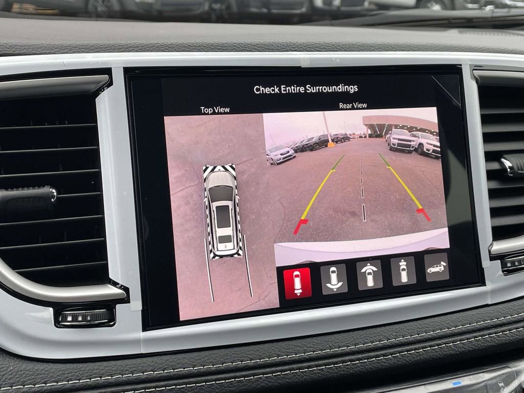 New 2026 Chrysler Pacifica Select image 36