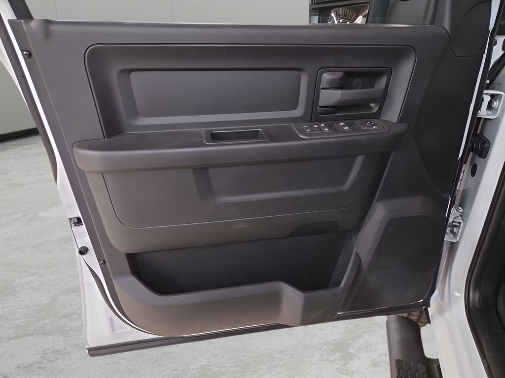 New 2026 RAM 2500 Tradesman AWD/4WD image 11