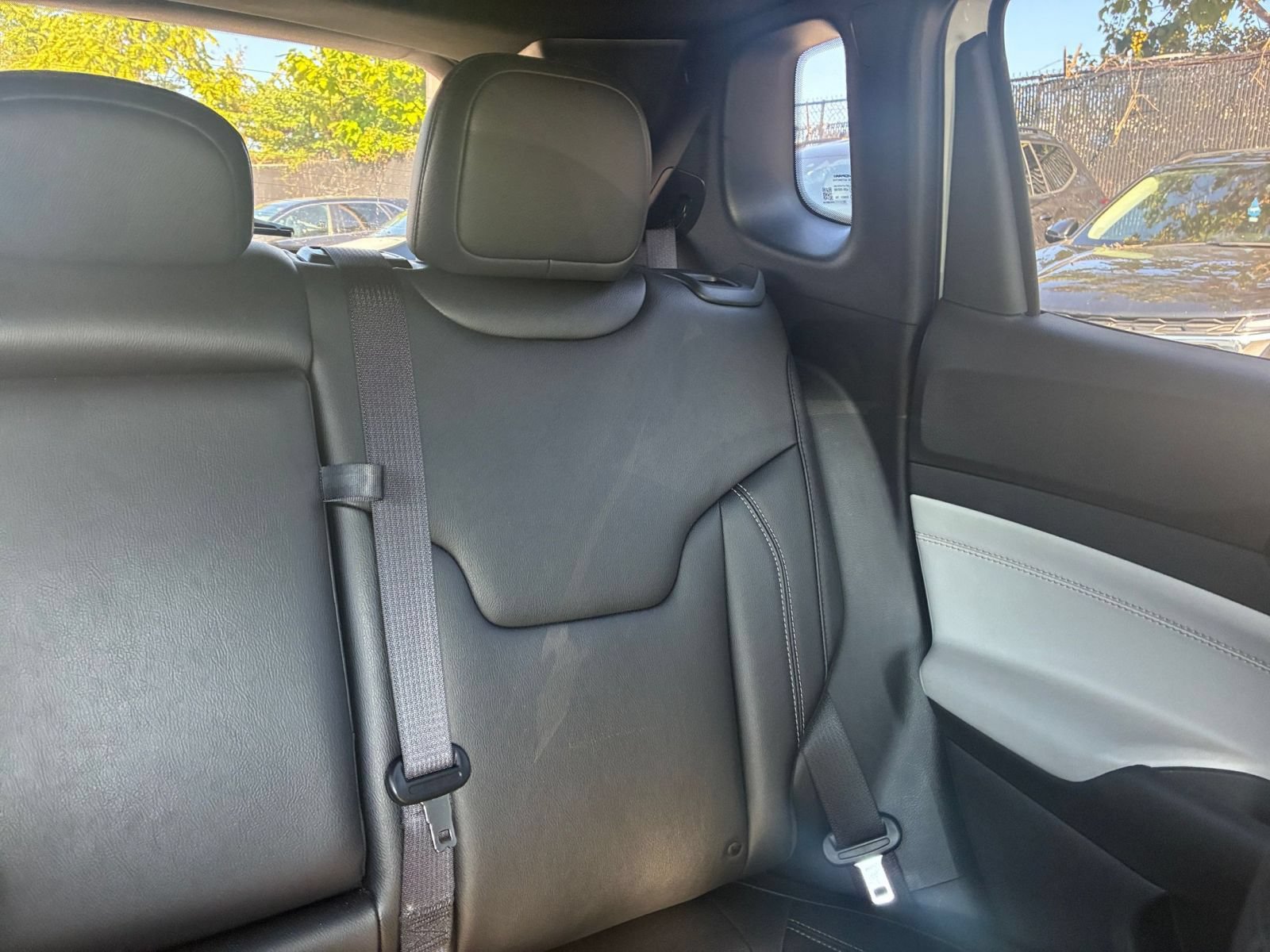 Used 2025 Jeep Compass Limited AWD/4WD image 31