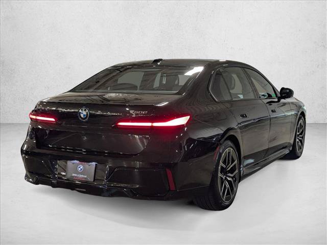 New 2026 BMW 750e xDrive AWD/4WD image 2