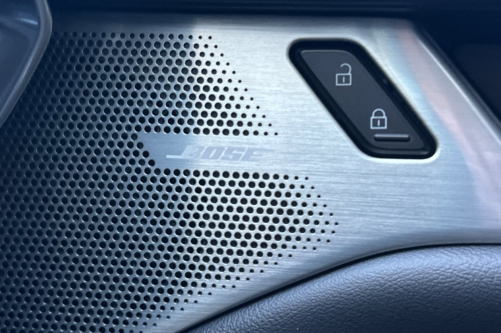 New 2026 MAZDA MAZDA3 Hatchback w/Premium Plus Pkg image 20