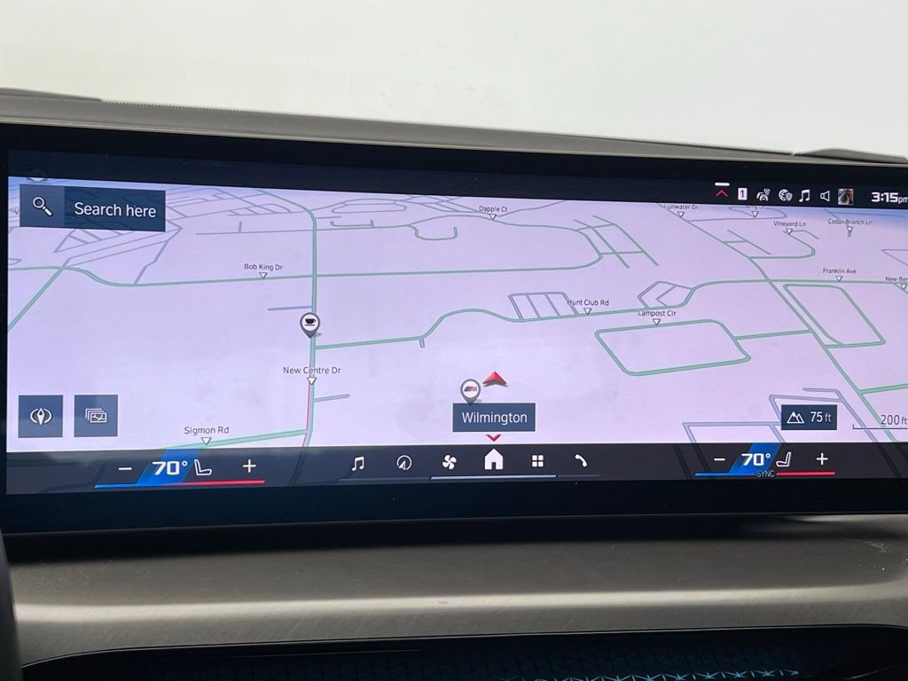 Used 2025 BMW M2 w/ Lighting Package image 13