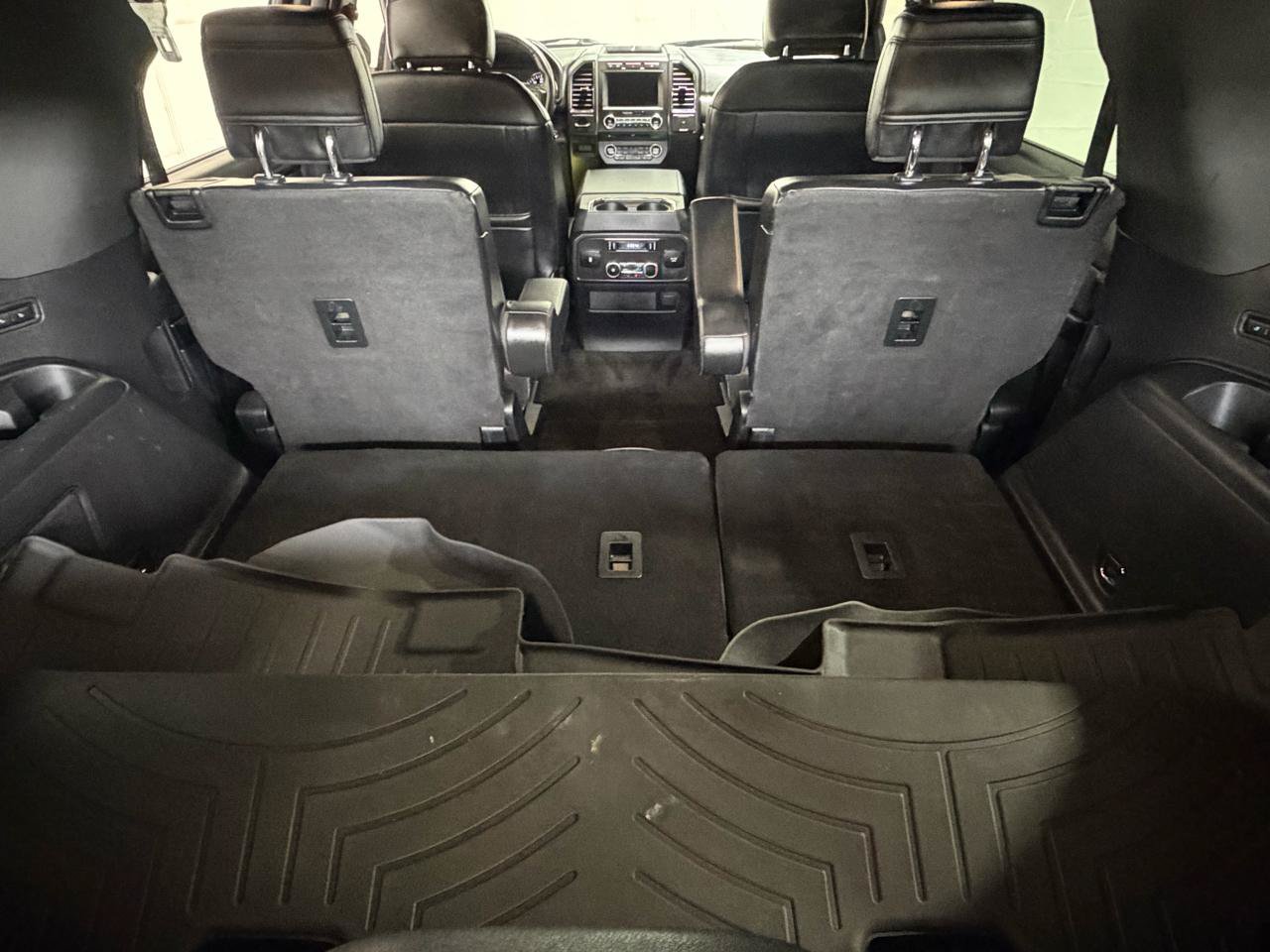 Used 2018 Ford Expedition Limited AWD/4WD image 19