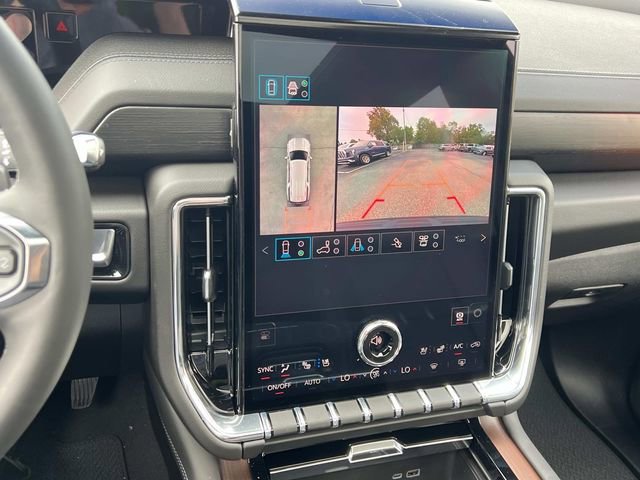 New 2026 GMC Yukon XL Denali w/ Denali Reserve Package AWD/4WD image 24
