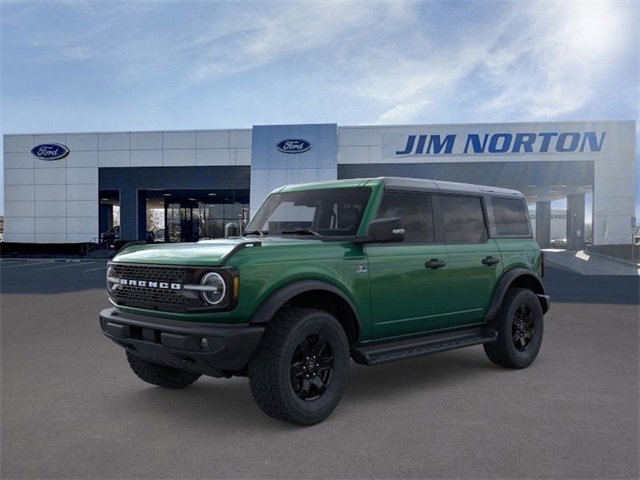 New 2025 Ford Bronco Outer Banks video 1