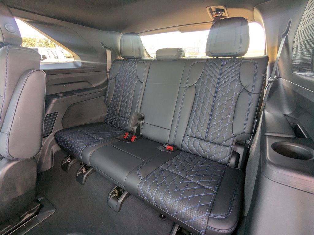 New 2025 Cadillac Escalade IQ Sport 1 w/ LPO, ONYX Package image 20