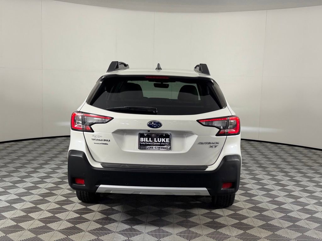 Used 2023 Subaru Outback Limited XT image 9