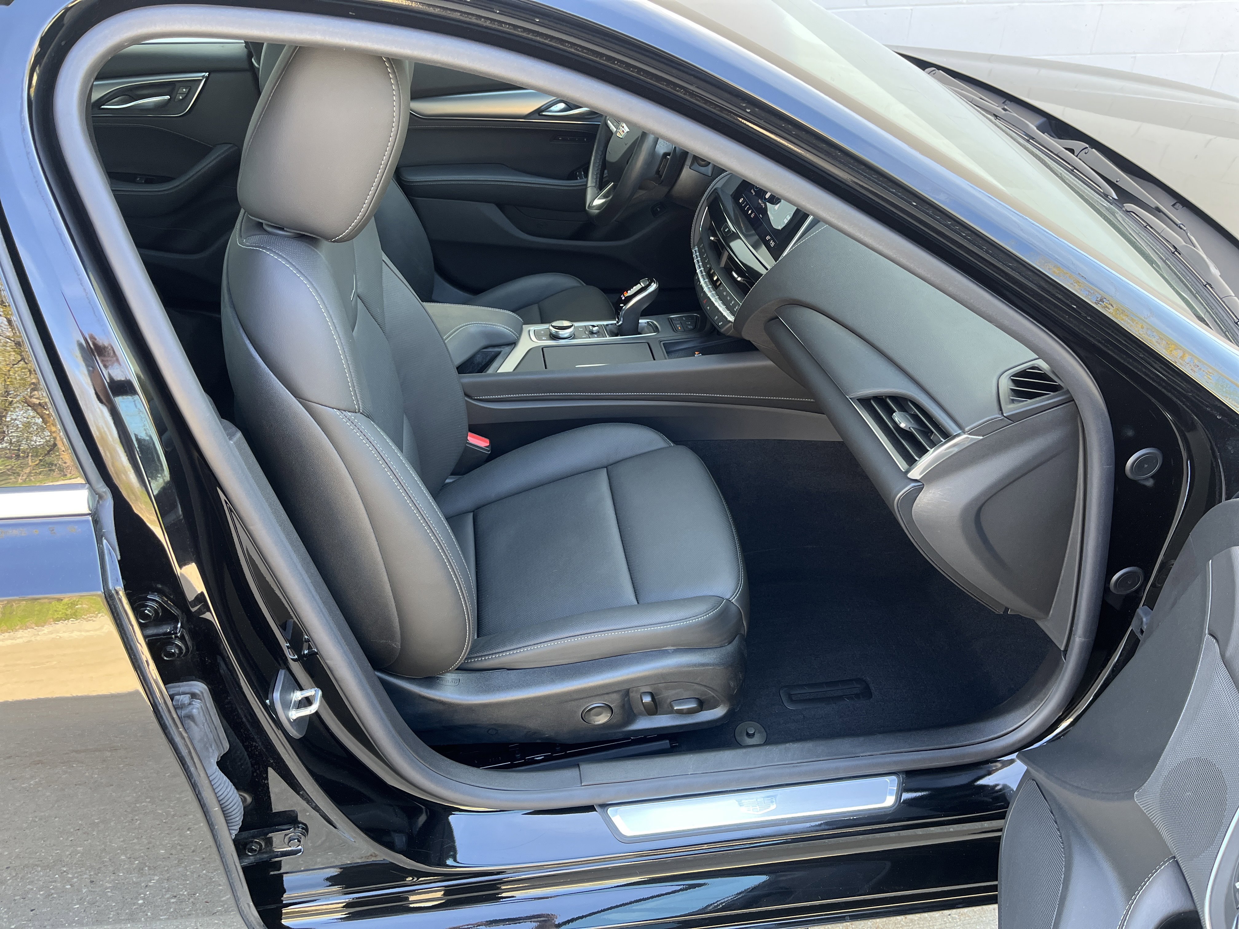 Used 2023 Cadillac CT5 Premium Luxury w/ Climate Package AWD/4WD image 15