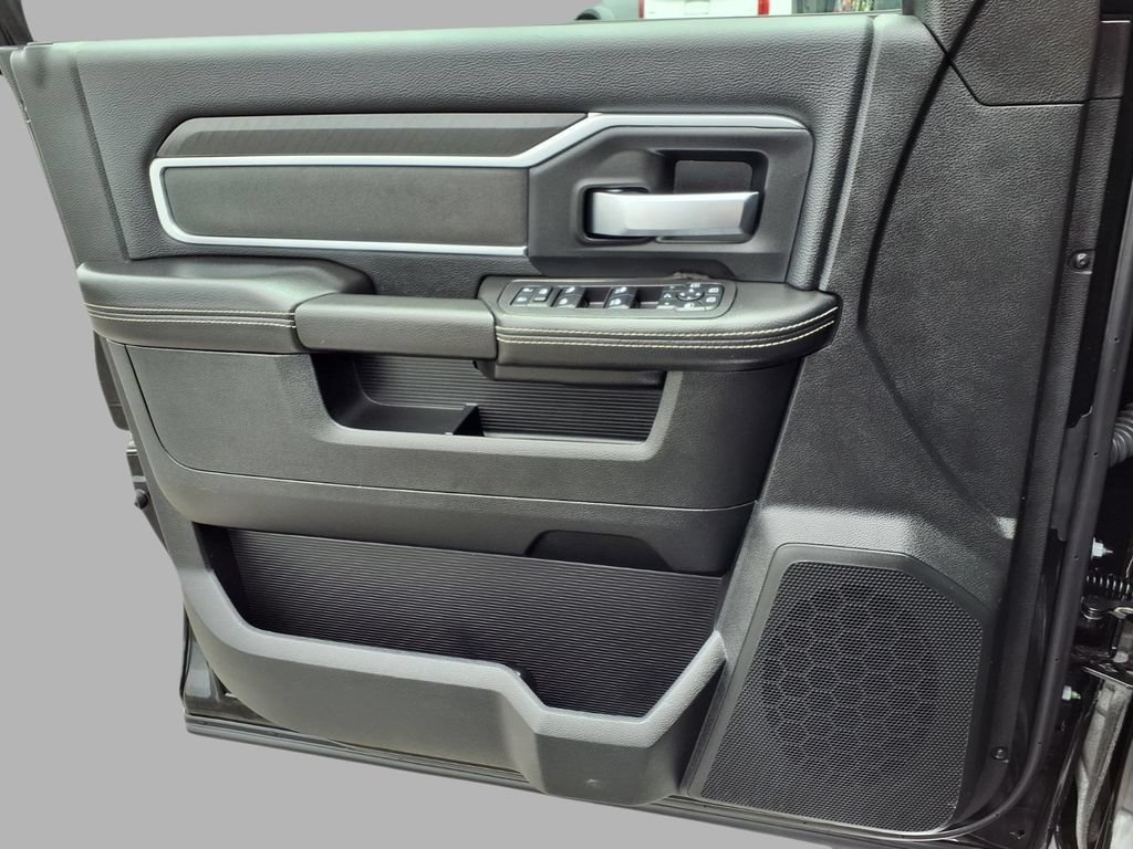 Certified 2026 RAM 2500 Big Horn AWD/4WD image 17