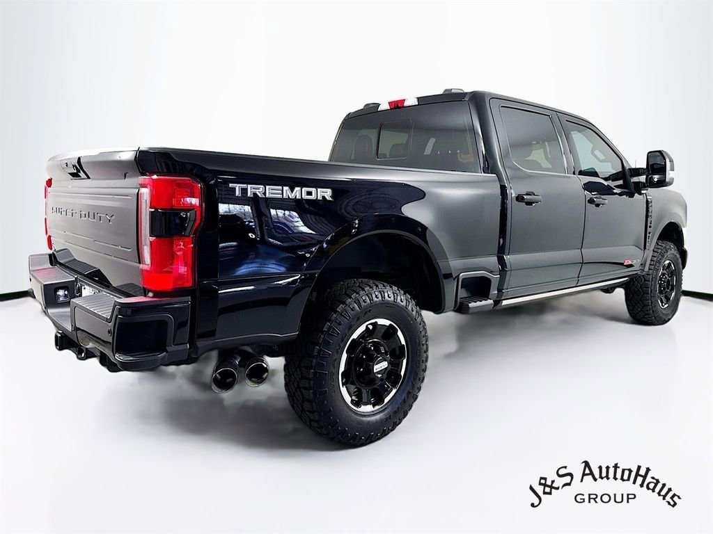Used 2026 Ford F250 Platinum w/ Tremor Off-Road Package AWD/4WD image 7