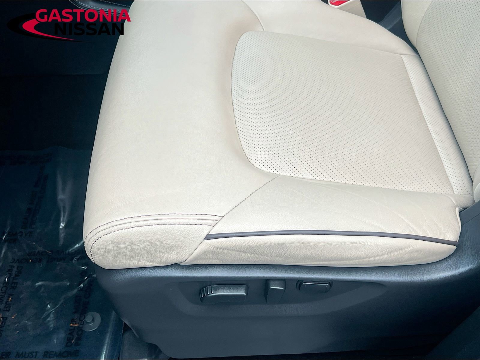 Used 2024 Nissan Armada SL w/ Cargo Package image 26