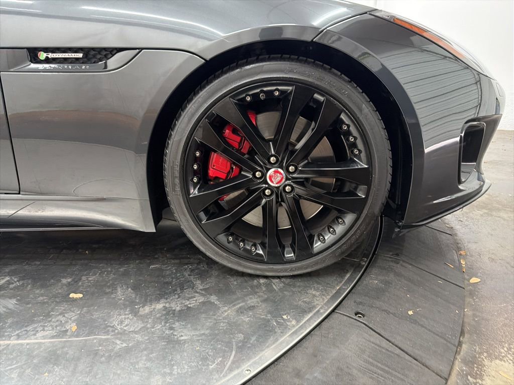 Used 2020 Jaguar F-TYPE R-Dynamic image 9