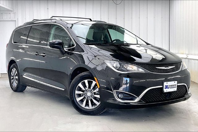 Used 2019 Chrysler Pacifica Touring-L Plus w/ Advanced Safetytec Group