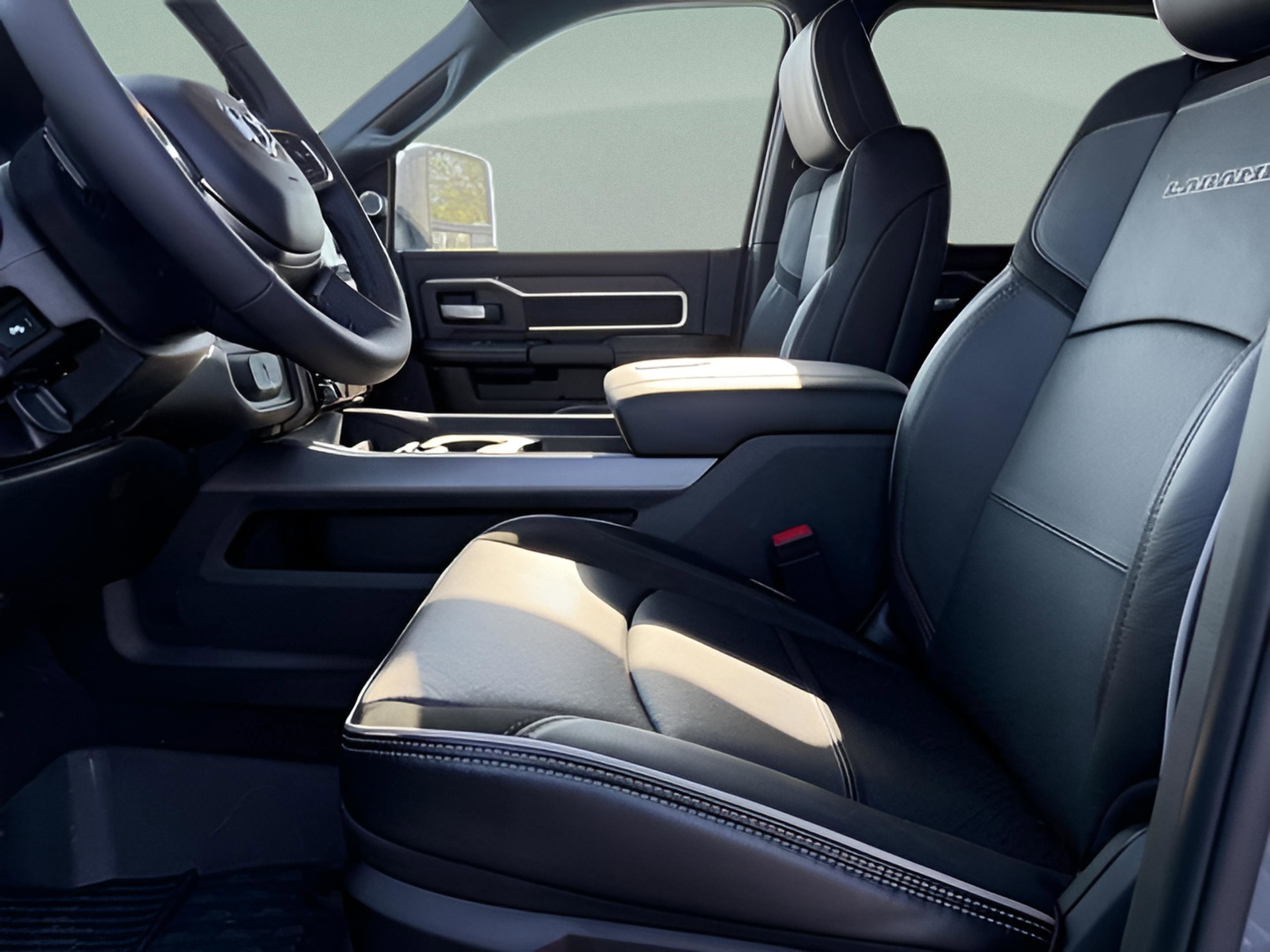 New 2026 RAM 3500 Laramie AWD/4WD image 16