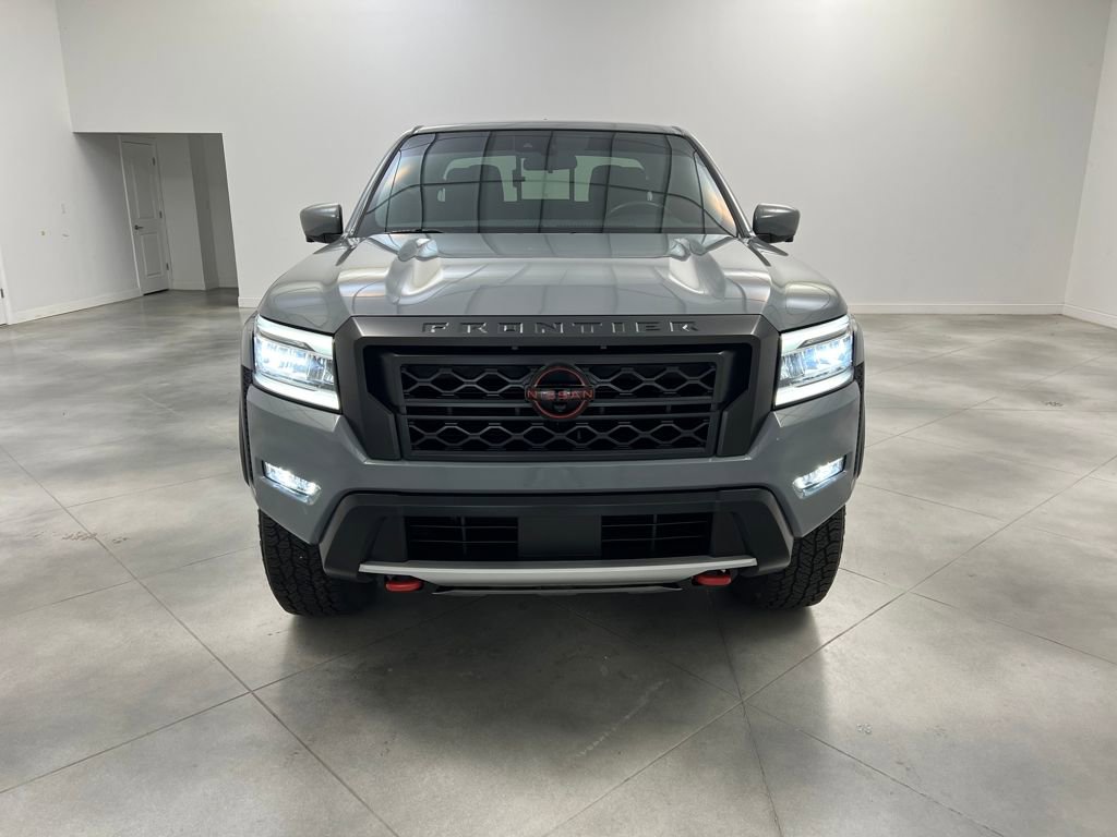 Used 2023 Nissan Frontier PRO-4X w/ Pro Convenience Package image 2
