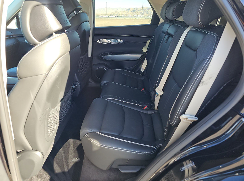 Used 2025 Genesis Electrified GV70 AWD/4WD image 7